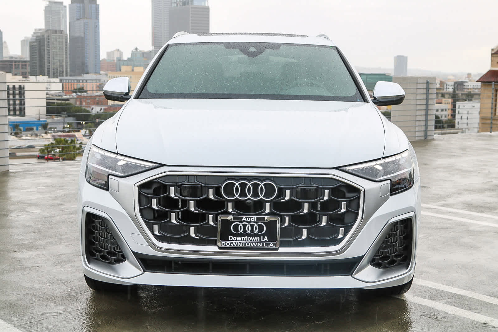 New 2025 Audi SQ8 Premium Plus image 2