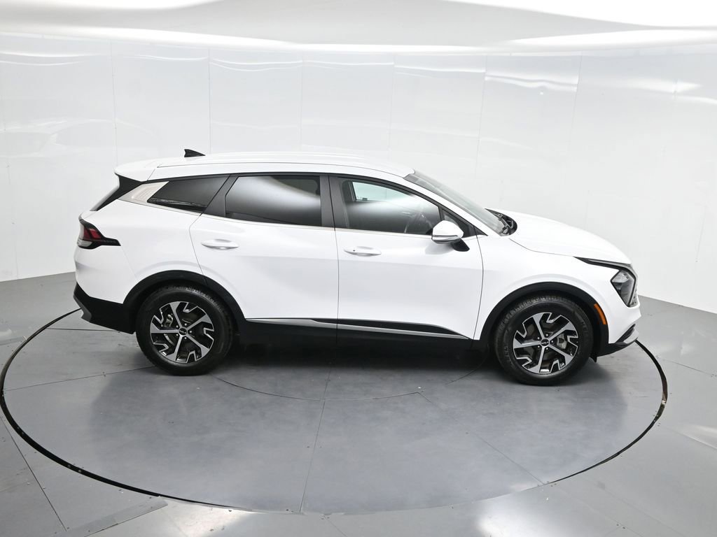 Used 2023 Kia Sportage EX image 45