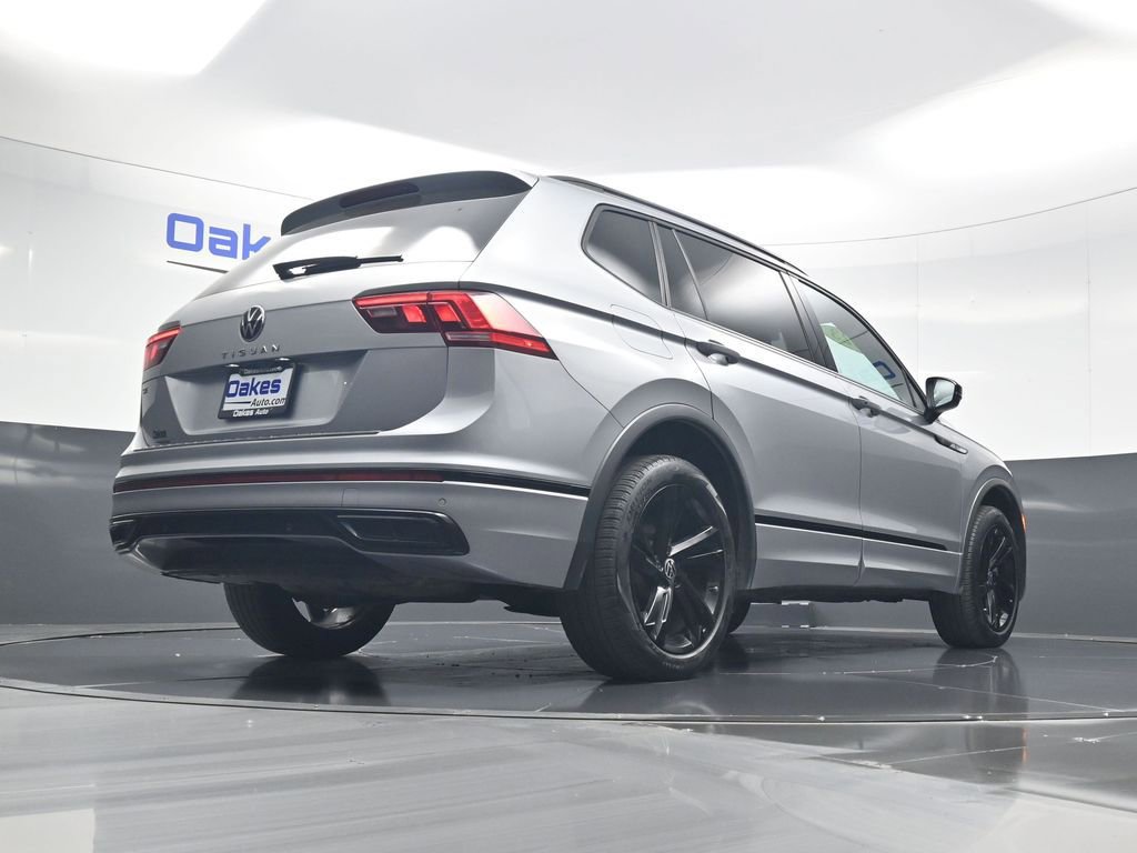 Used 2023 Volkswagen Tiguan SE R-Line FWD image 45