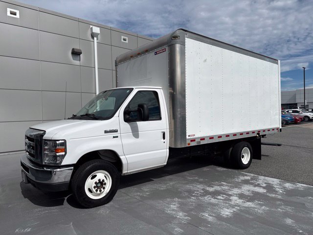 Used 2019 Ford E-350 and Econoline 350 Super Duty w/ Power Windows & Locks Group RWD image 3