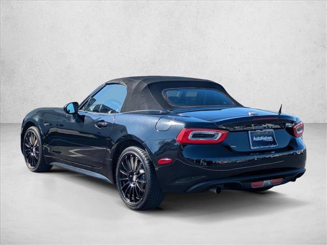 Used 2017 FIAT 124 Spider Classica RWD image 8