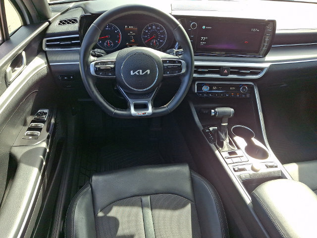 Used 2022 Kia K5 GT-Line AWD/4WD image 2