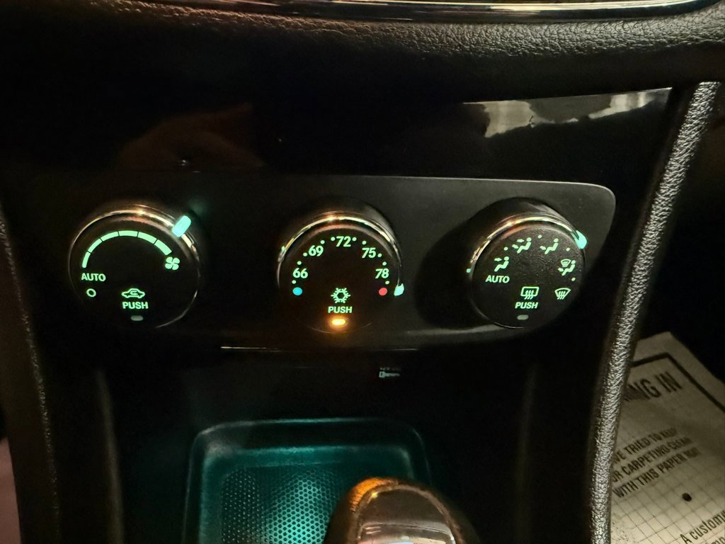 Used 2012 Chrysler 200 Touring w/ Cold Weather Group image 31