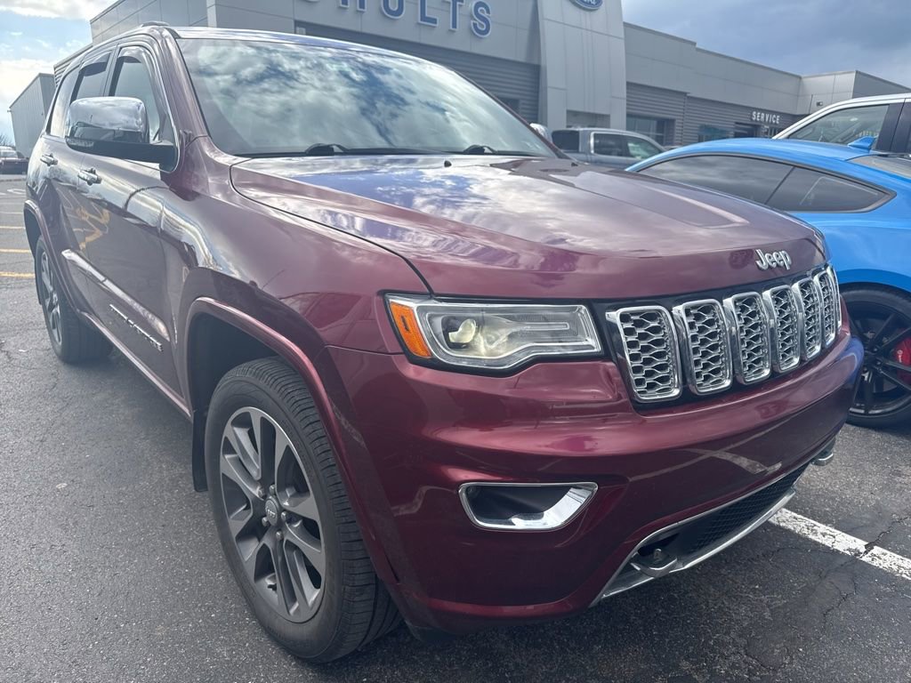 Used 2017 Jeep Grand Cherokee Overland AWD/4WD image 4