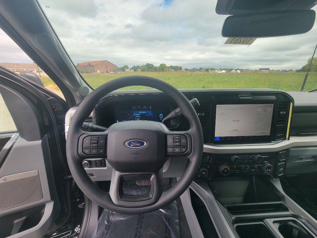 New 2026 Ford F350 XLT image 15