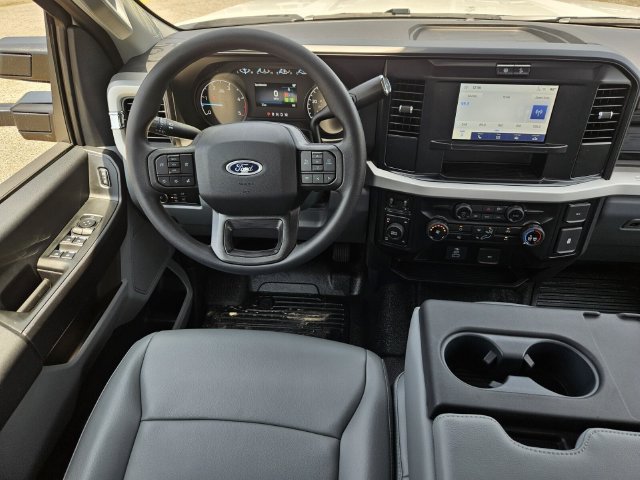 New 2026 Ford F250 XL w/ FX4 Off-Road Package AWD/4WD image 8