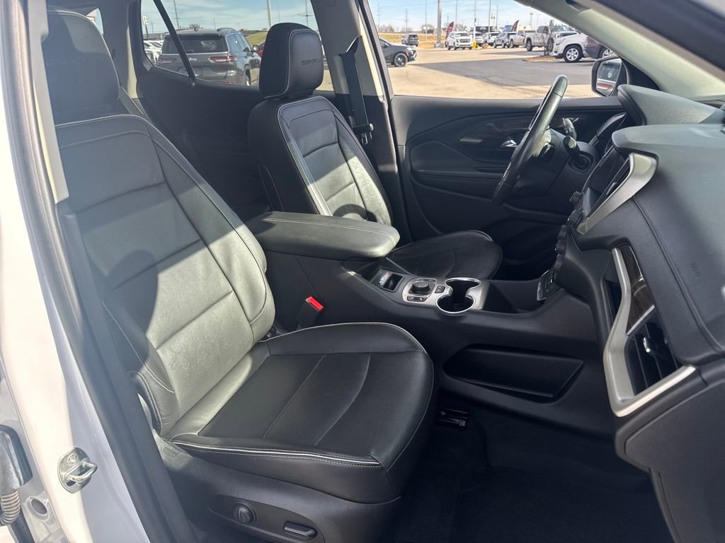 Used 2020 GMC Terrain Denali w/ Denali Premium Package image 13