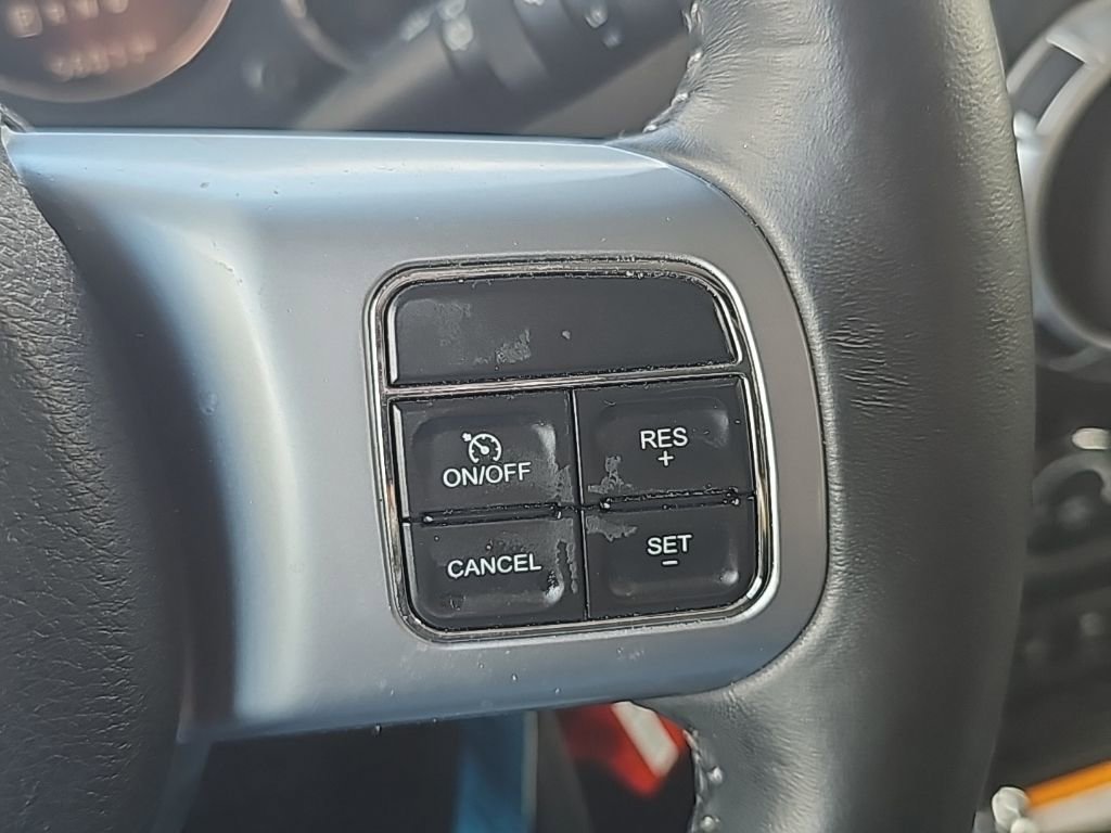 Used 2017 Jeep Wrangler Unlimited Rubicon image 10