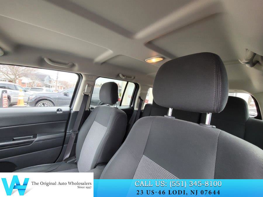 Used 2014 Jeep Patriot Latitude image 12