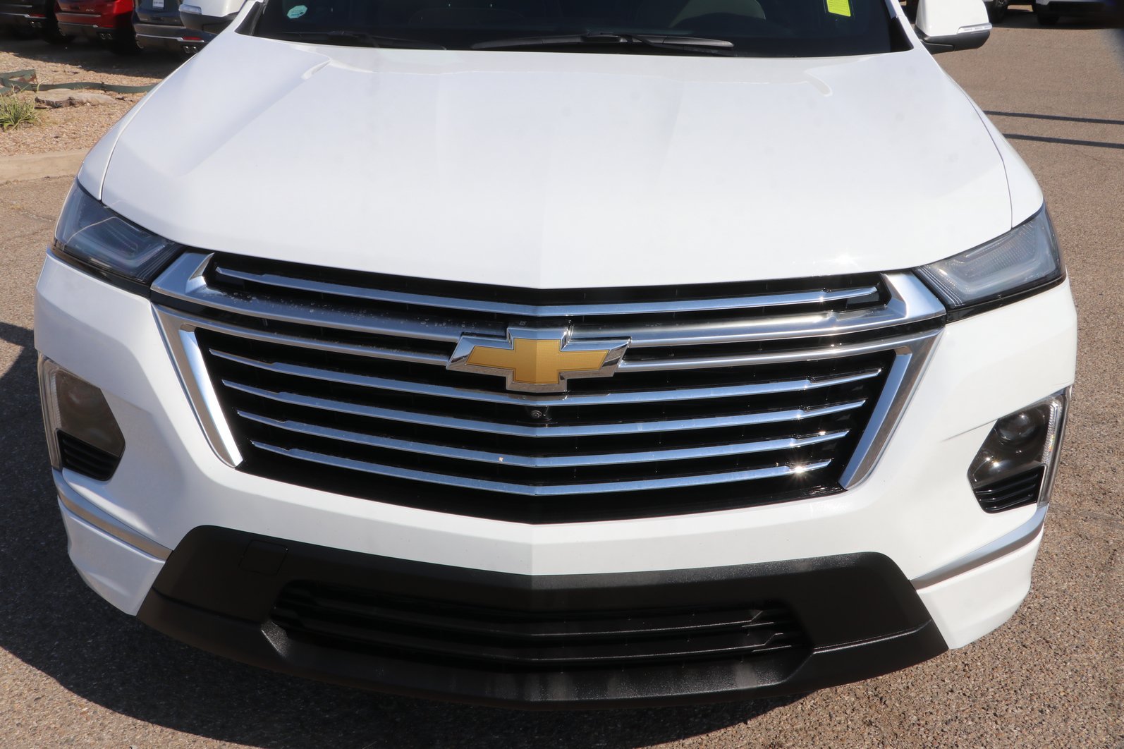 Used 2023 Chevrolet Traverse Premier FWD video 2