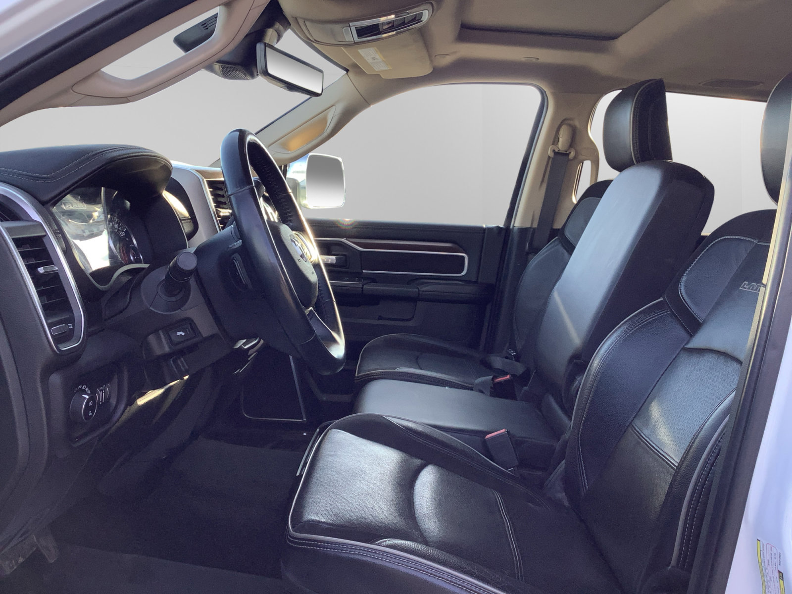 Used 2022 RAM 2500 Laramie image 9