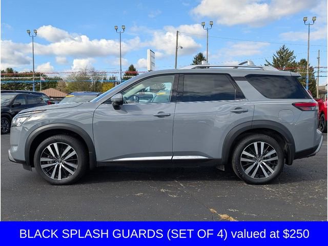 Used 2024 Nissan Pathfinder Platinum w/ Cargo Package image 5