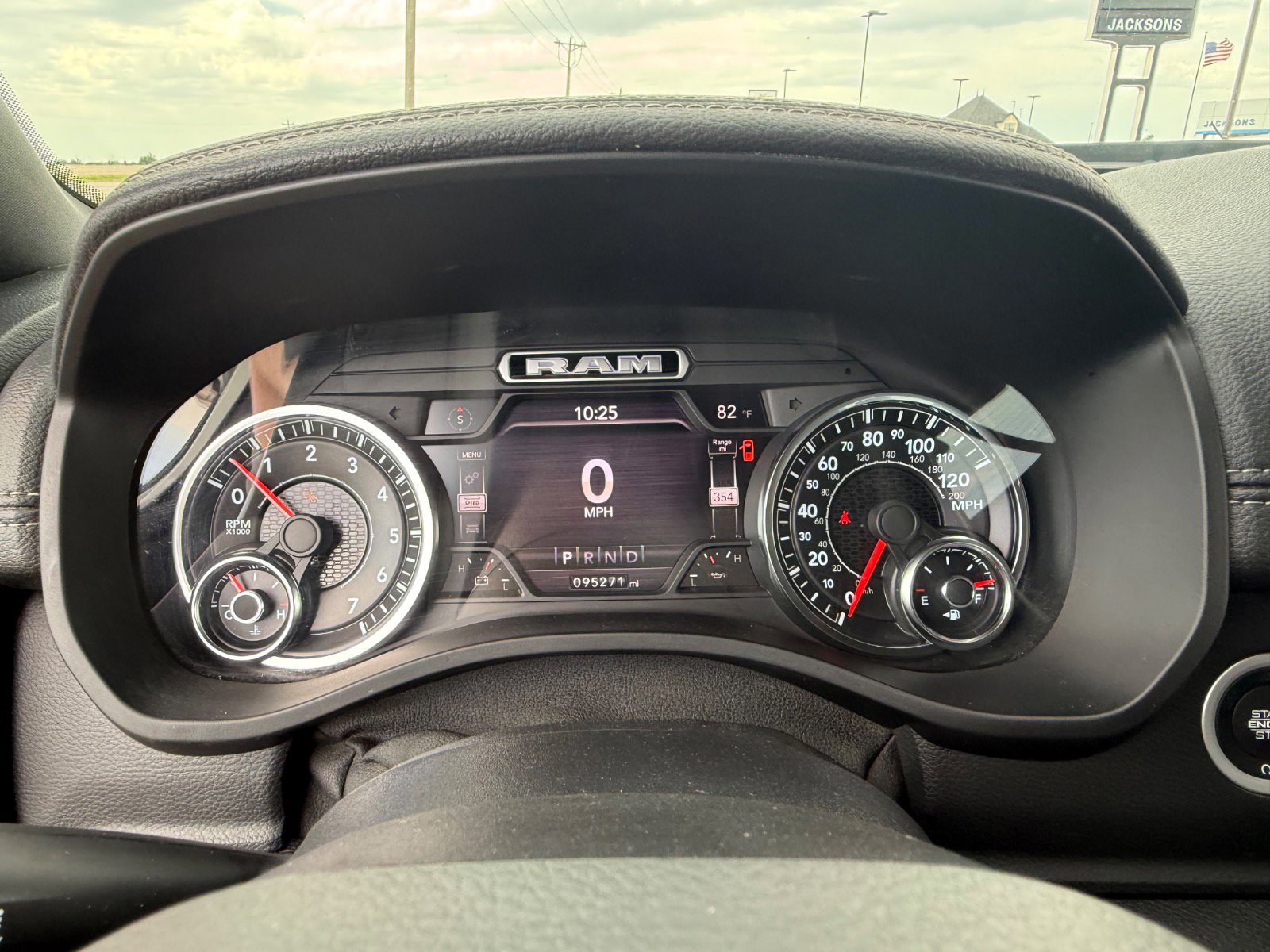 Used 2020 RAM 1500 Laramie w/ Sport Appearance Package AWD/4WD image 19
