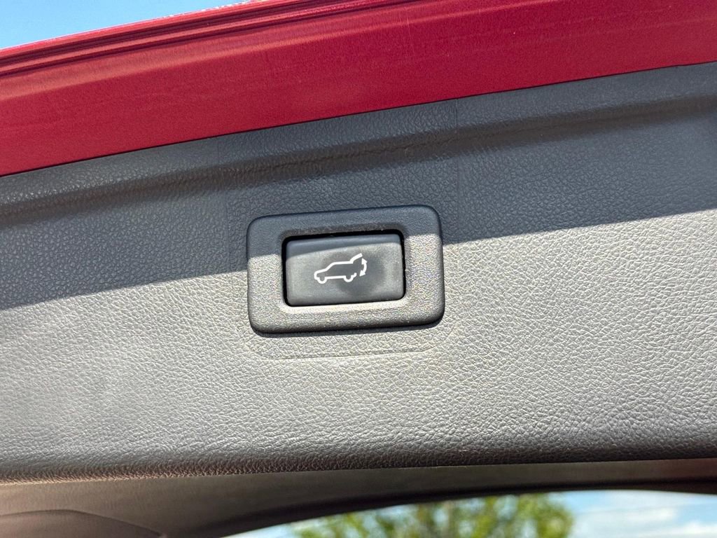 Used 2019 Subaru Outback 2.5i Limited AWD/4WD image 6