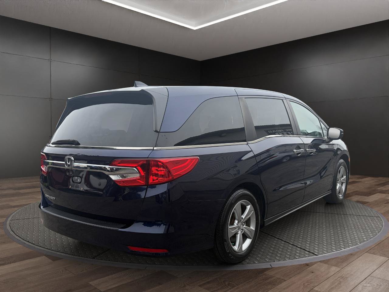 Used 2018 Honda Odyssey EX-L image 8