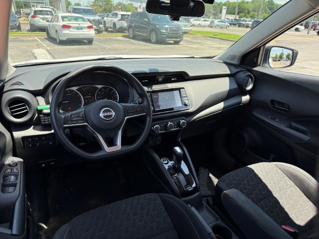 Used 2022 Nissan Kicks S FWD image 16