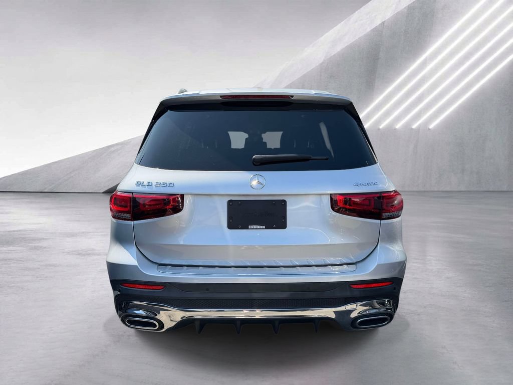 Used 2023 Mercedes-Benz GLB 250 4MATIC image 6