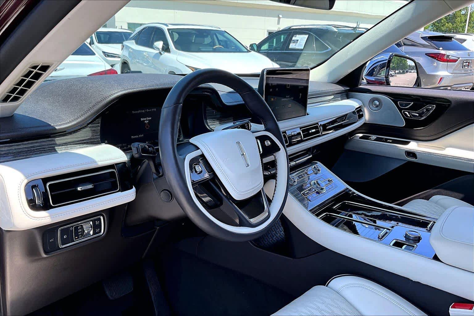 Used 2020 Lincoln Aviator Black Label w/ Dynamic Handling Package AWD/4WD image 15