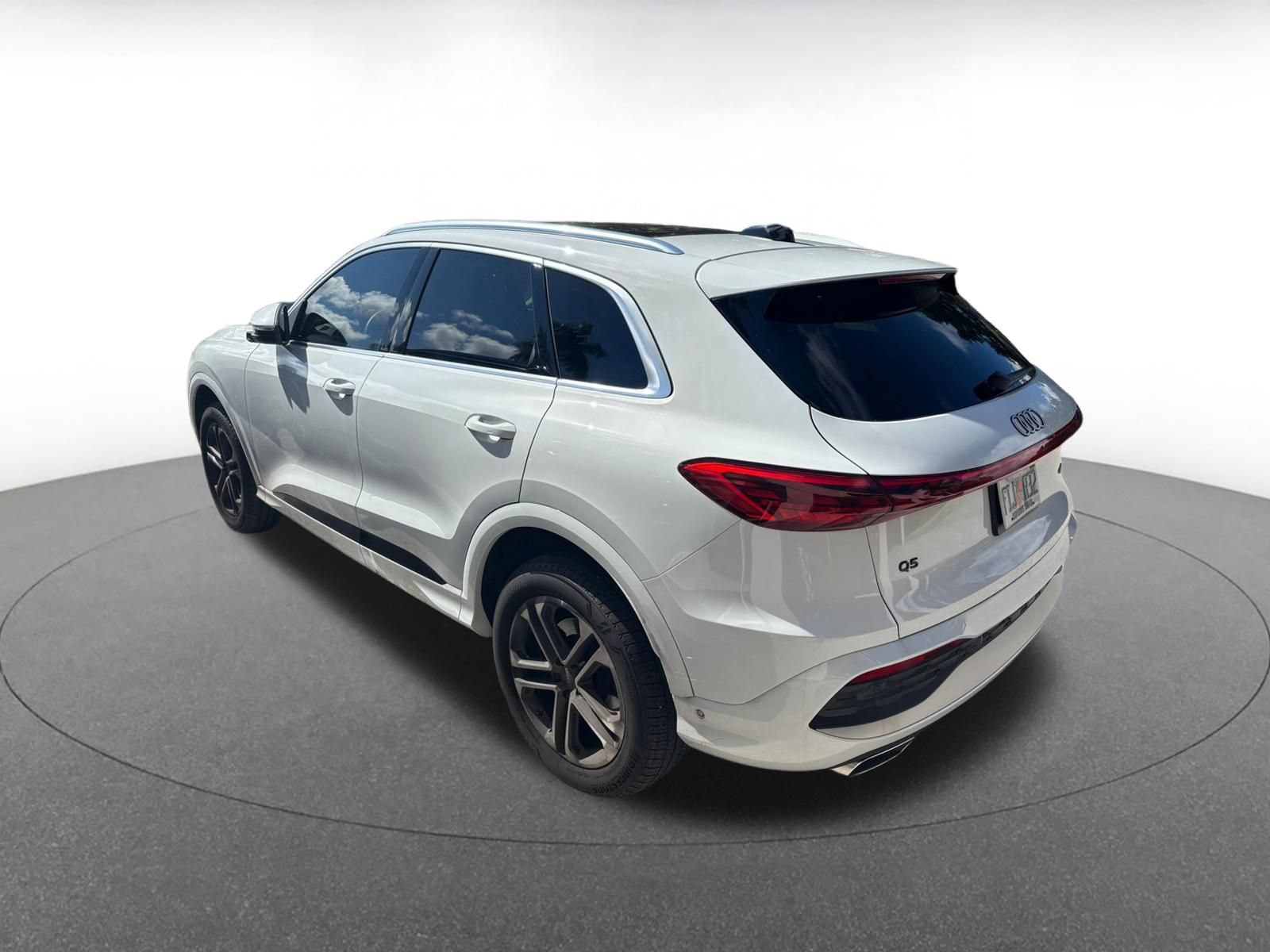 Used 2025 Audi Q5 Premium Plus AWD/4WD image 6