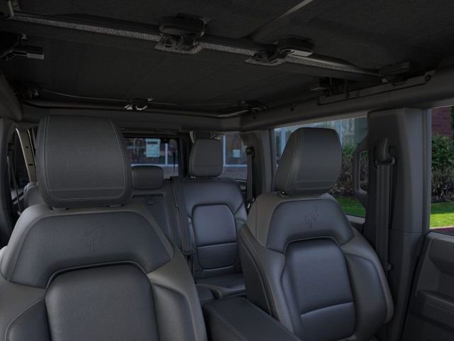New 2025 Ford Bronco Outer Banks w/ Sasquatch Package image 12