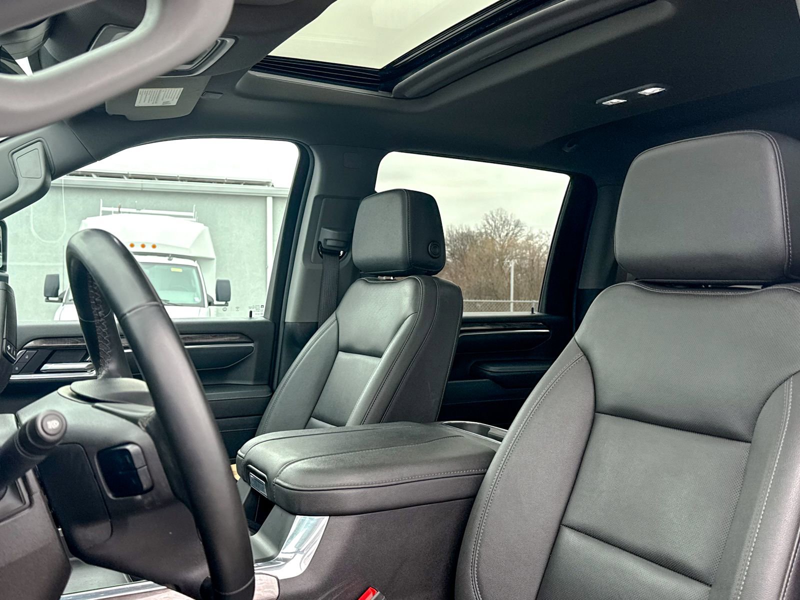 Used 2025 Chevrolet Silverado 2500 LTZ w/ Trail Boss Package image 21