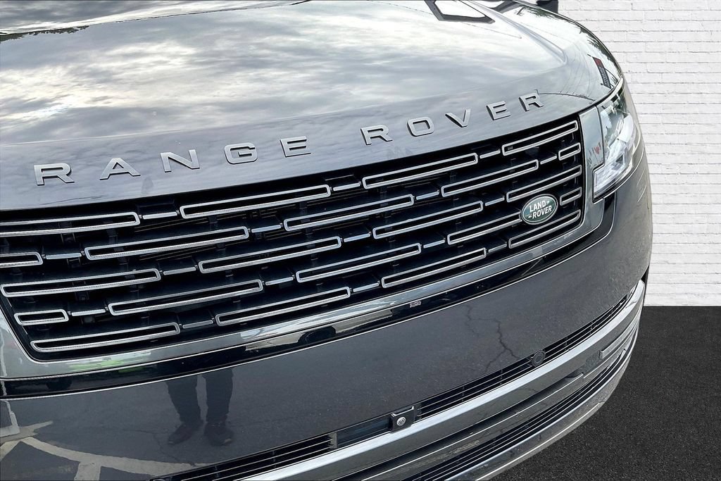 Used 2023 Land Rover Range Rover SE AWD/4WD image 32