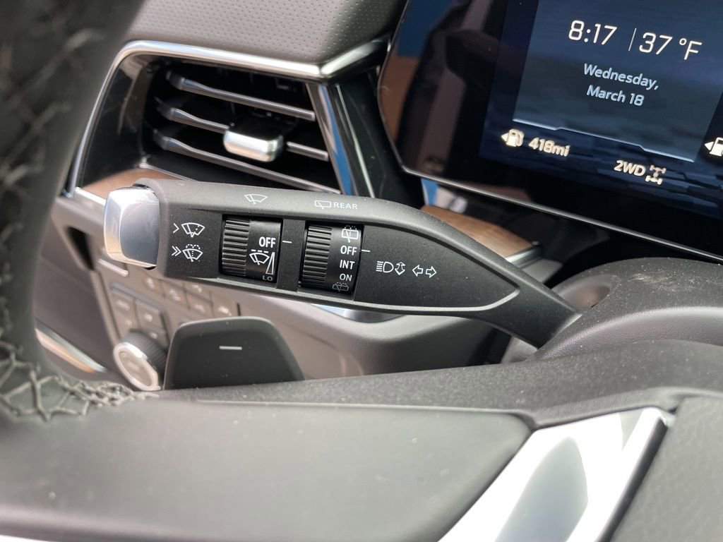 New 2026 Chevrolet Suburban High Country image 17