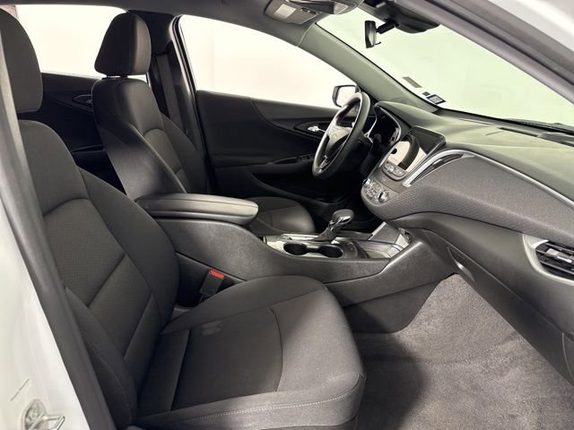 Used 2024 Chevrolet Malibu LT image 21