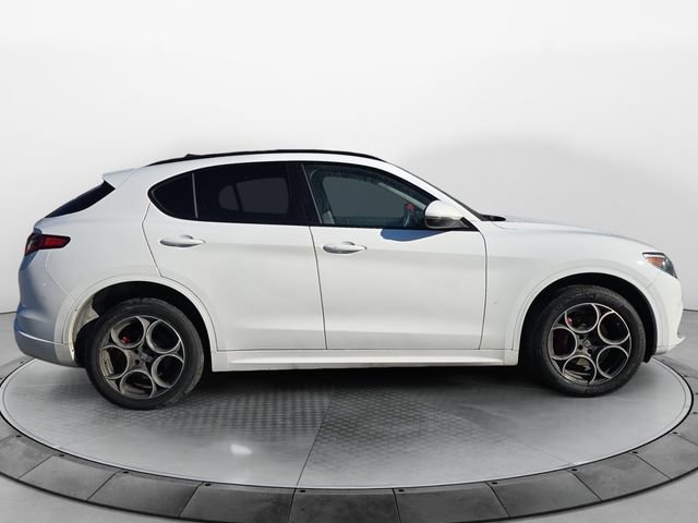 Used 2020 Alfa Romeo Stelvio Sport w/ Quick Order Package 22K Sport RWD image 6