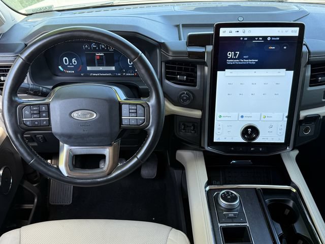Used 2024 Ford Expedition Platinum RWD image 11