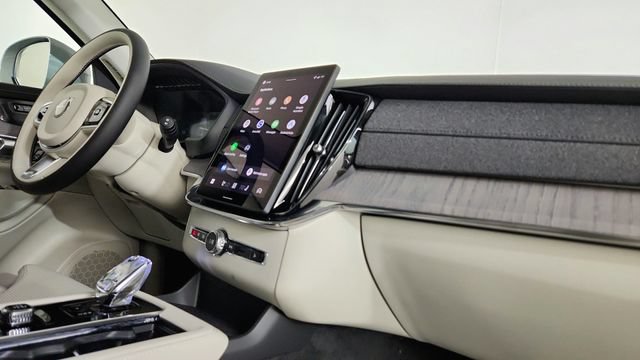 New 2026 Volvo XC90 B6 Ultra w/ Protection Package AWD/4WD image 40