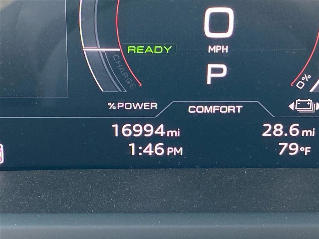 Used 2023 Audi e-tron GT Premium Plus image 12