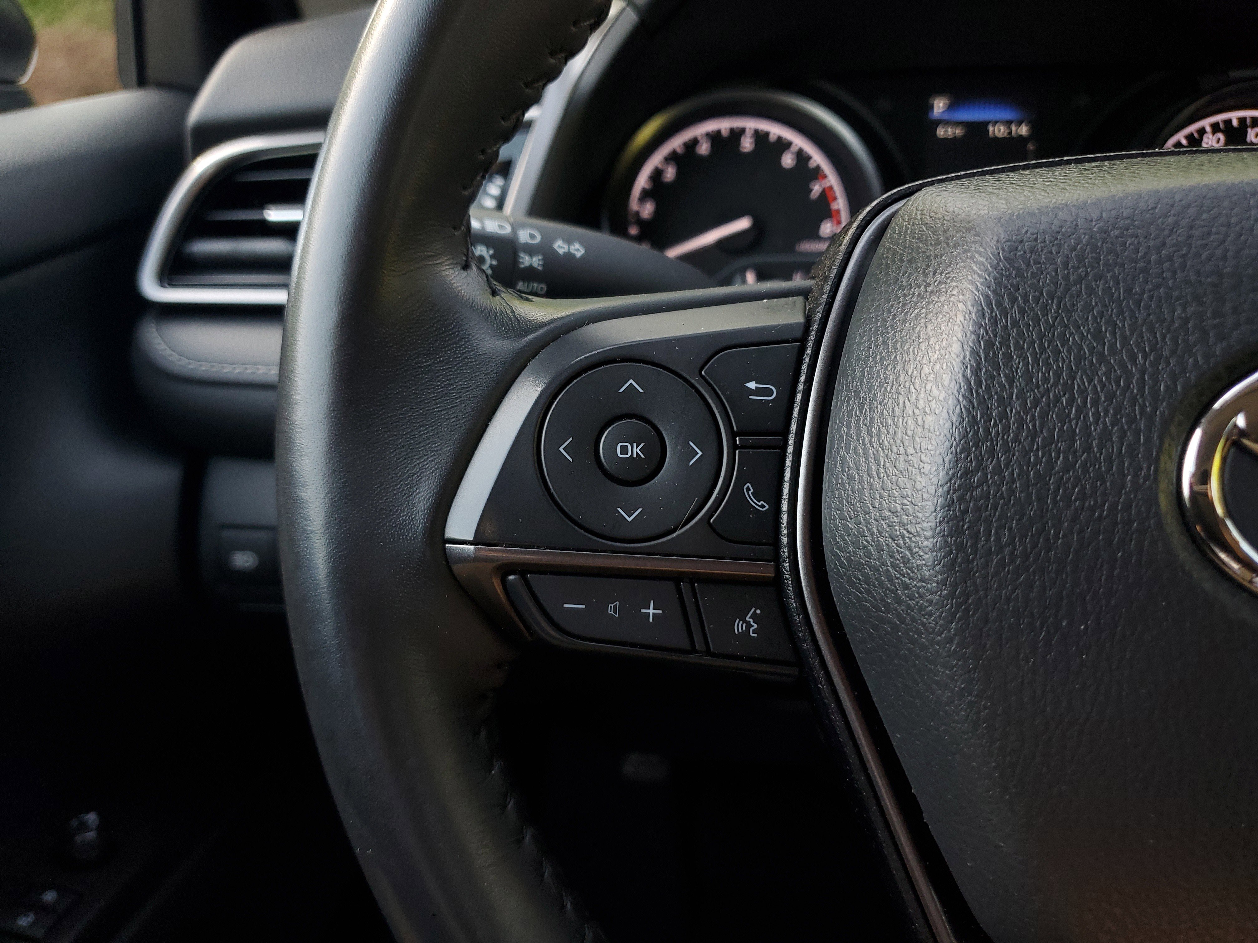 Used 2024 Toyota Camry SE image 20