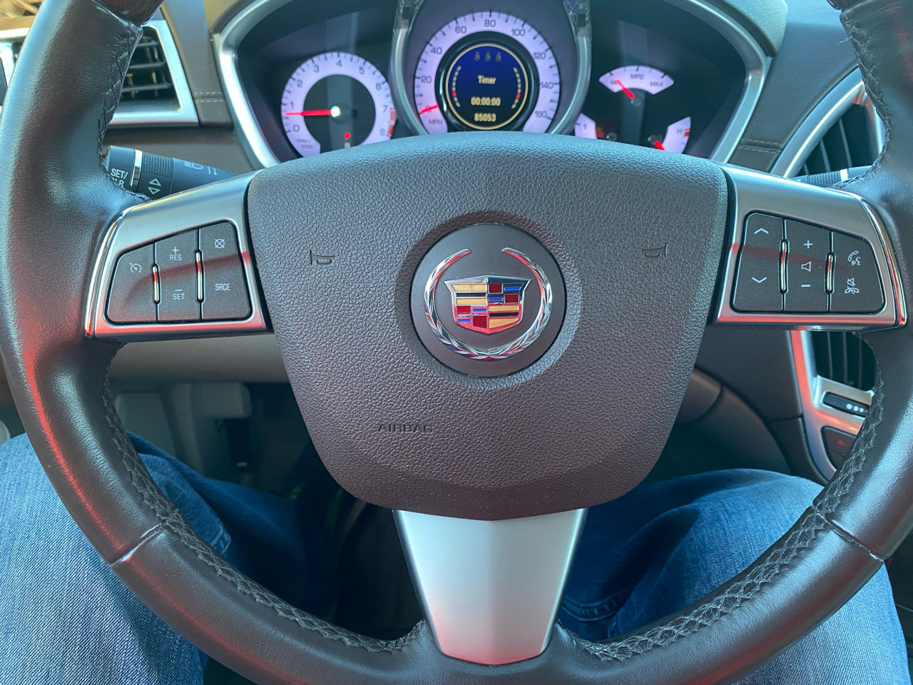 Used 2010 Cadillac SRX Premium image 17