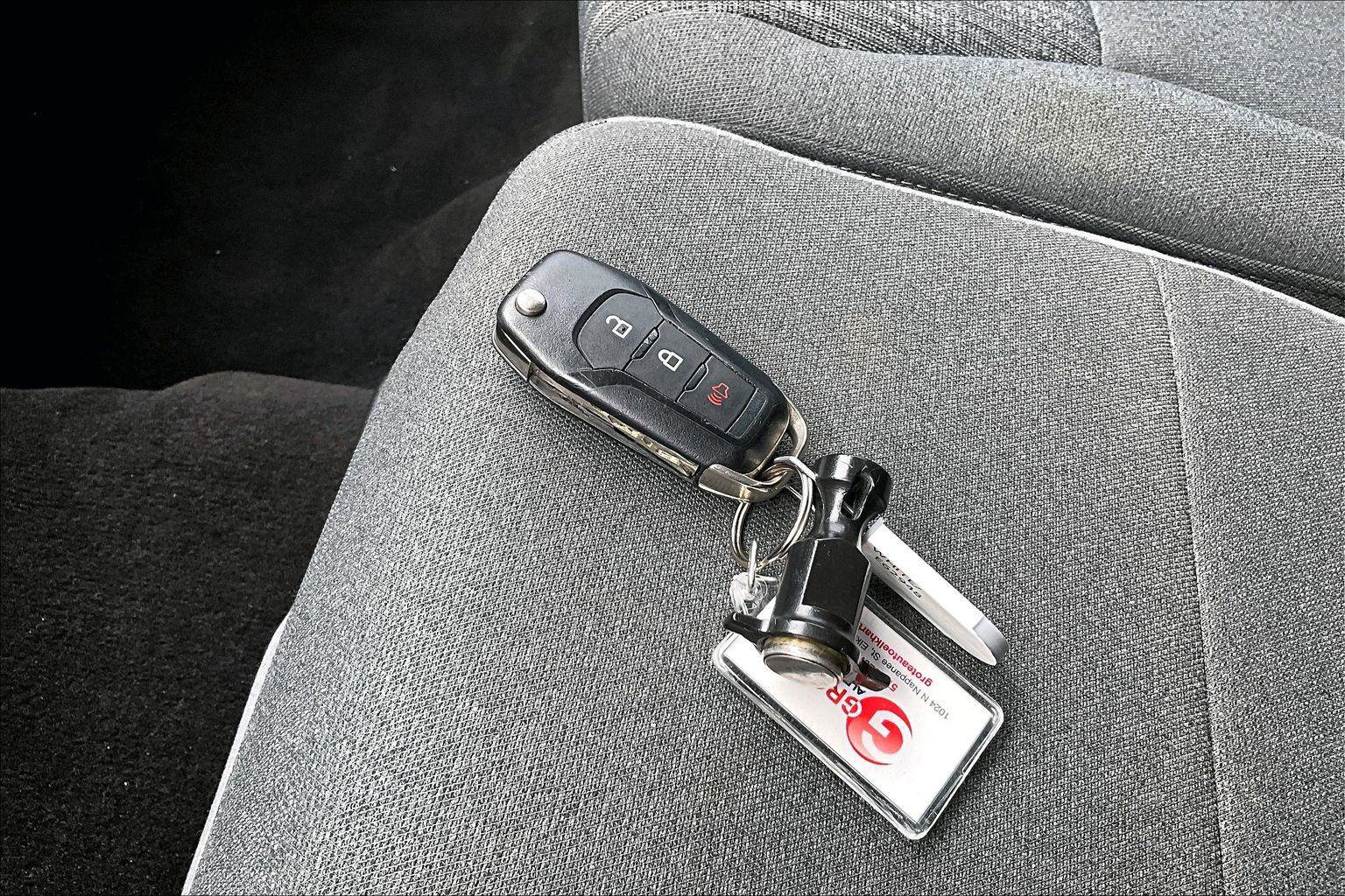 Used 2022 Ford F150 XLT w/ Trailer Tow Package image 12