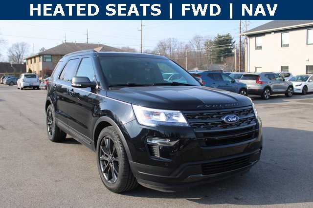 Used 2018 Ford Explorer XLT w/ Equipment Group 202A image 2