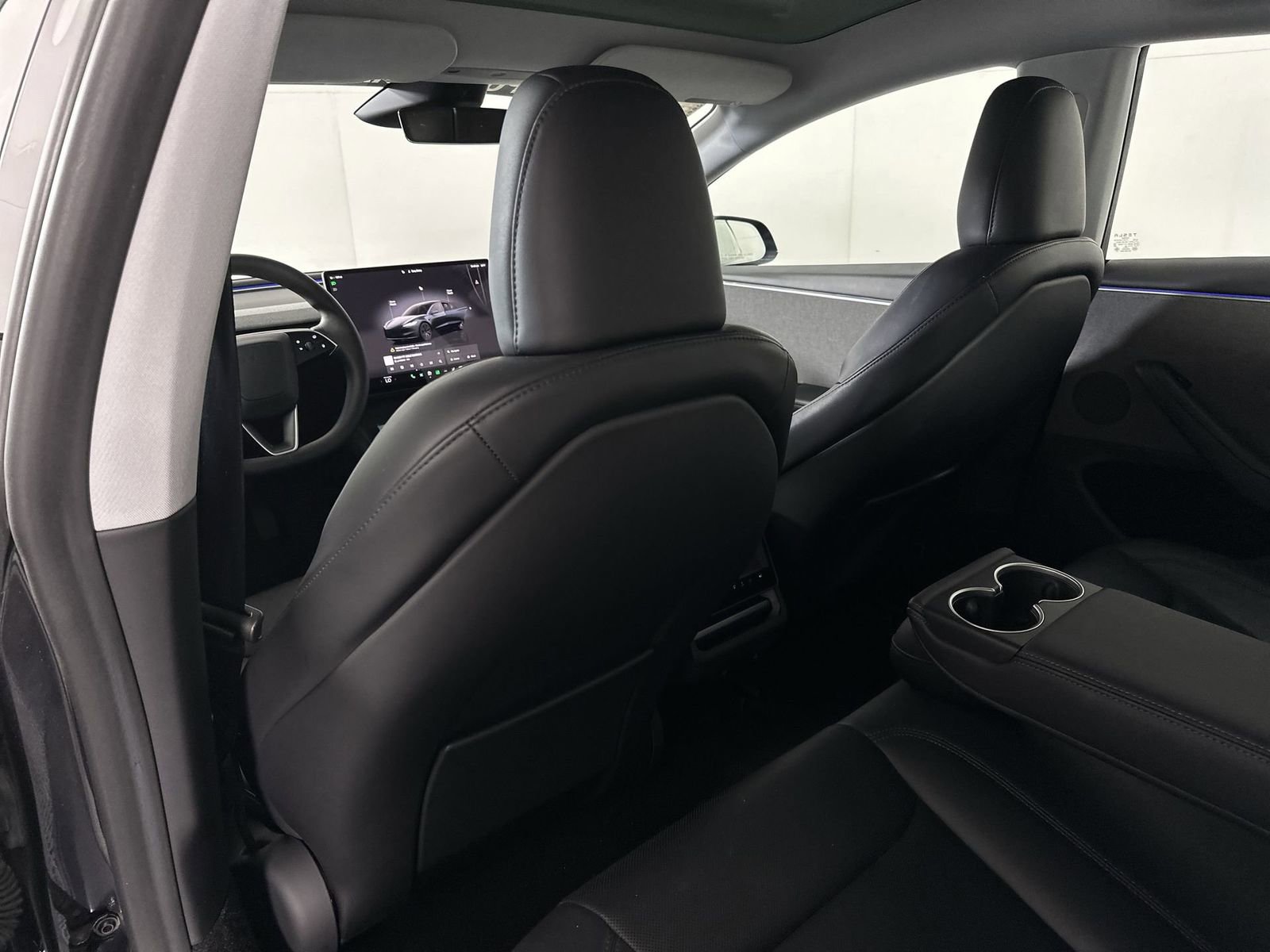 Used 2024 Tesla Model 3 Standard Range RWD image 23