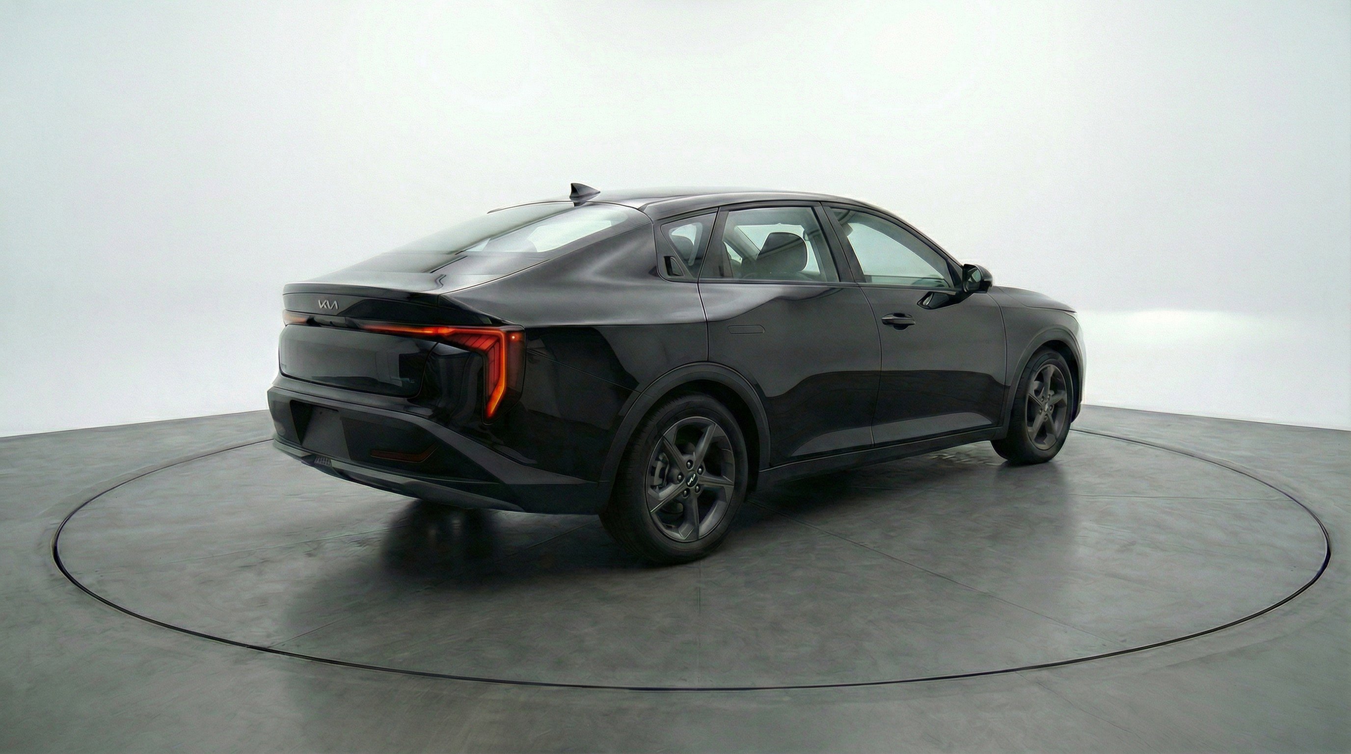 Used 2025 Kia K4 LXS FWD image 9