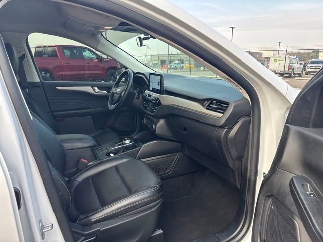 Certified 2022 Ford Escape SEL AWD/4WD image 9