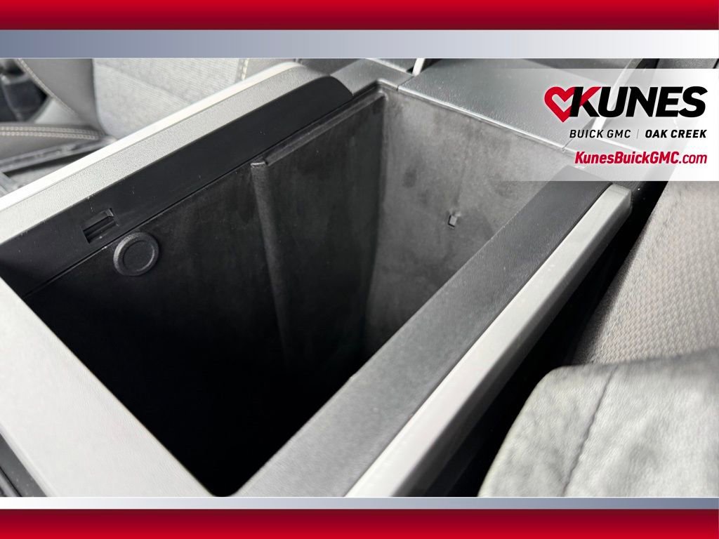 Used 2025 GMC Terrain Elevation image 18