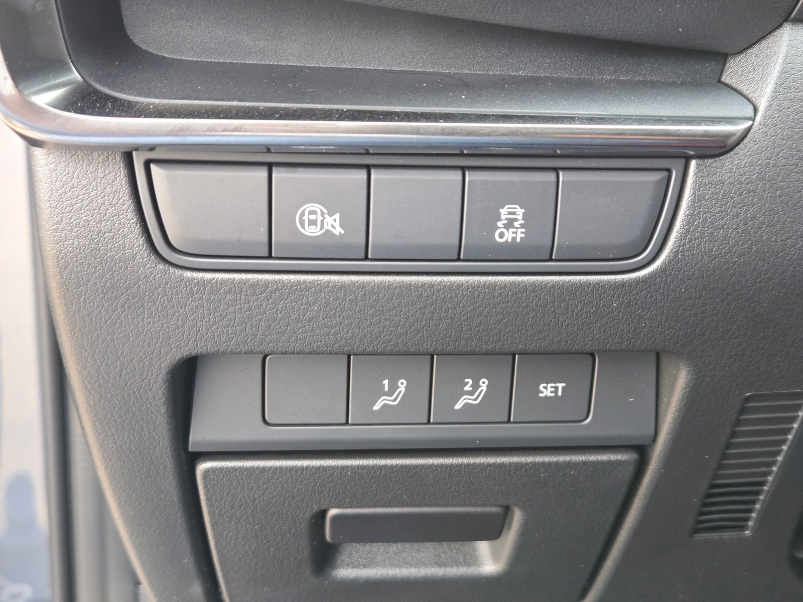 Certified 2025 MAZDA MAZDA3 Carbon image 21