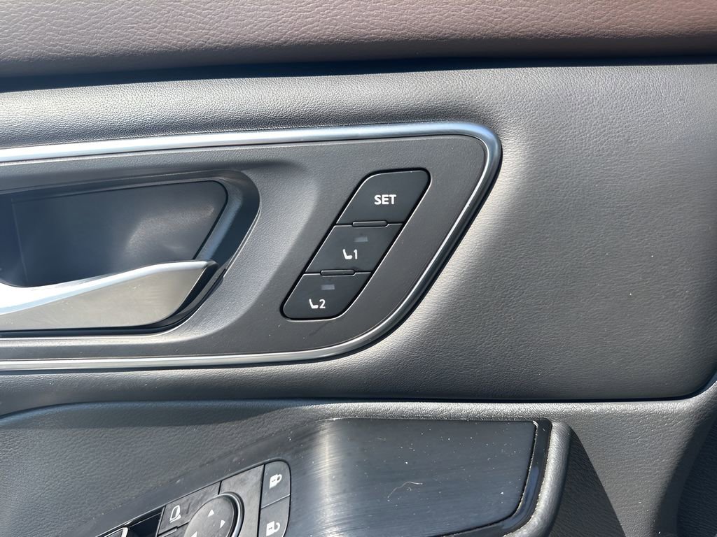 Used 2021 Nissan Rogue SL w/ Premium Package image 11