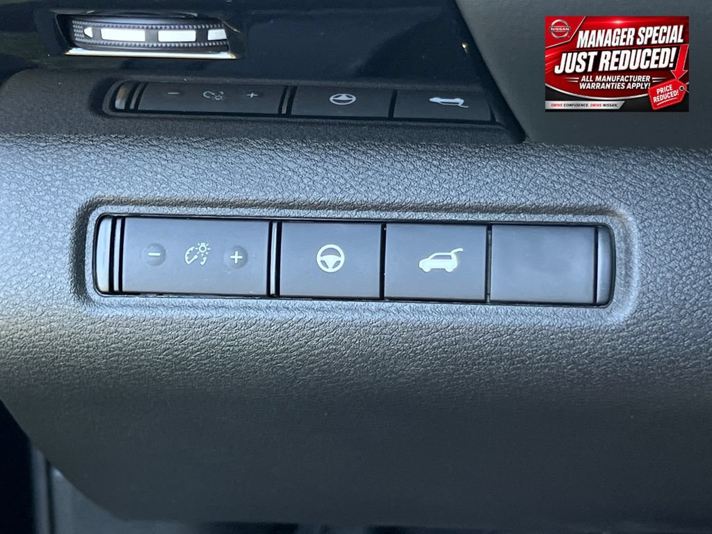 New 2025 Nissan Pathfinder SV AWD/4WD image 30