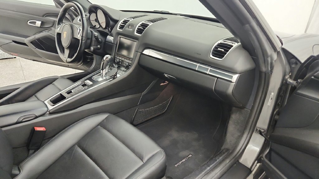 Used 2014 Porsche Boxster S RWD image 25