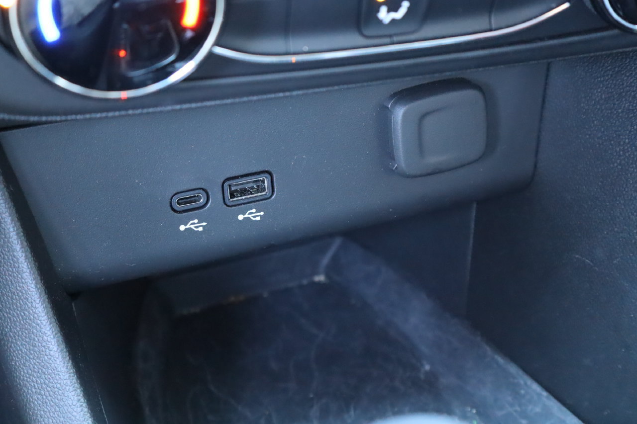 Used 2024 Buick Encore GX Preferred FWD image 25