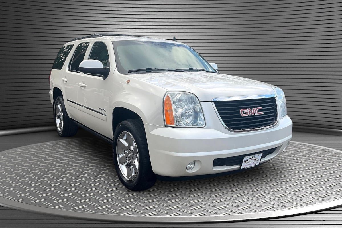 Used 2012 GMC Yukon SLT w/ SLT-2 Equipment Package