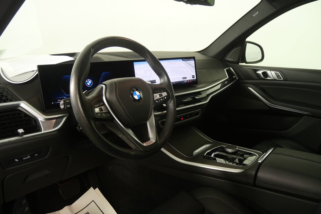 Used 2025 BMW X5 xDrive40i image 13