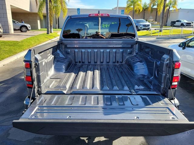 Used 2023 Nissan Frontier SV w/ Tow Package image 18