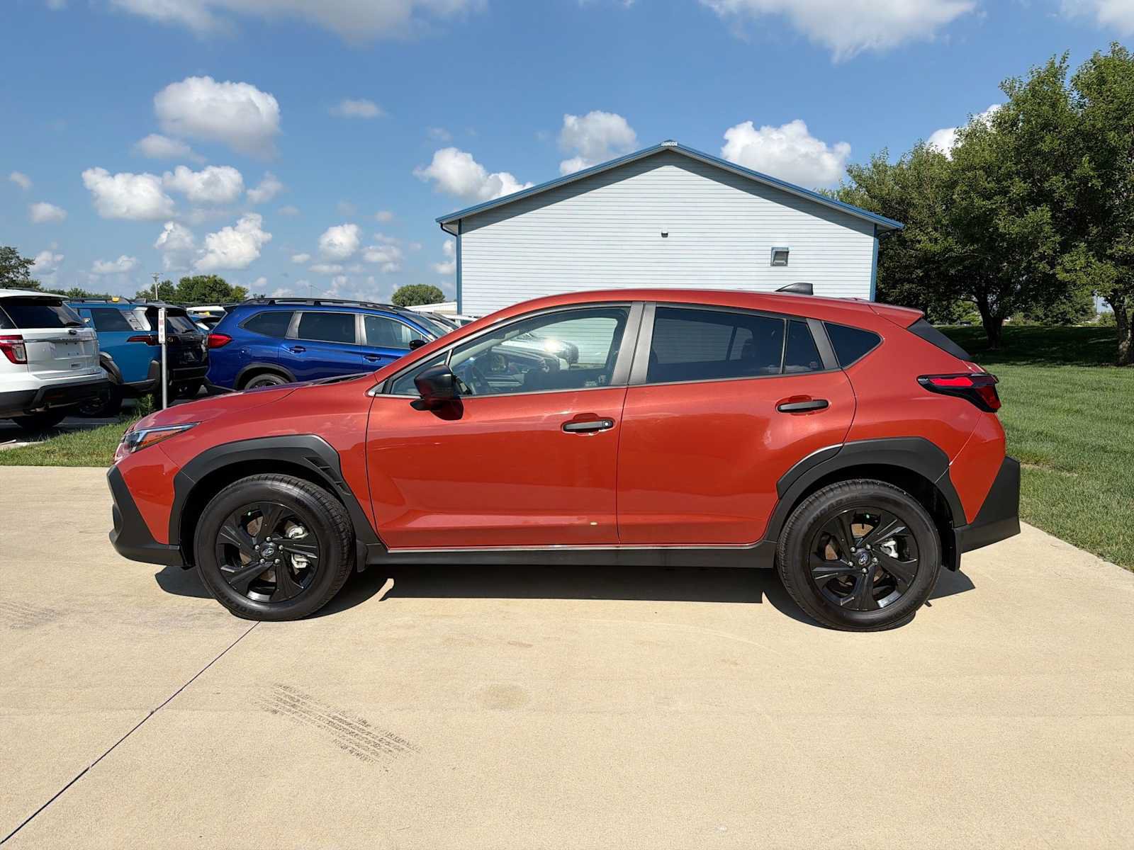 Used 2024 Subaru Crosstrek 2.0i AWD/4WD image 3