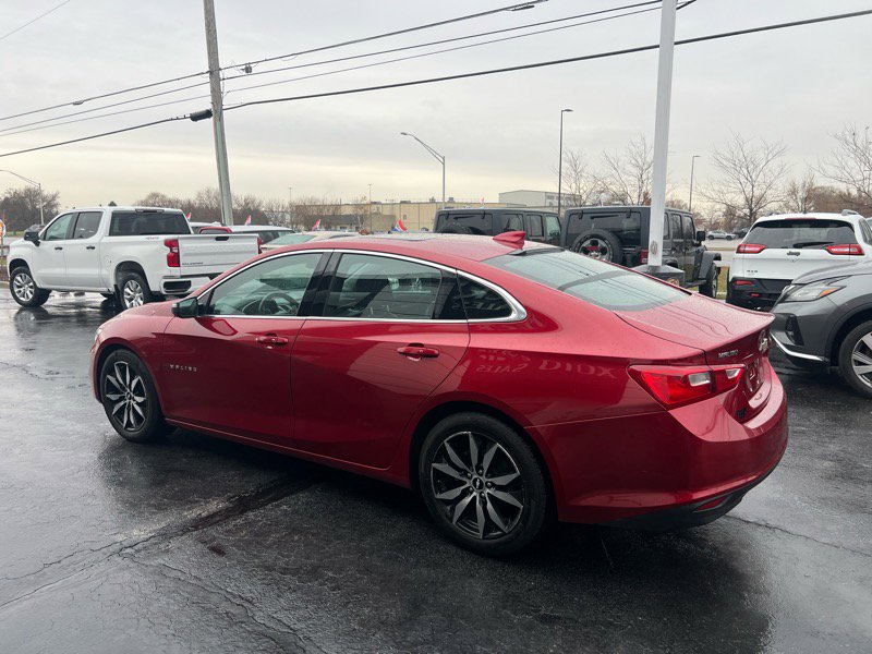 Used 2016 Chevrolet Malibu LT image 3
